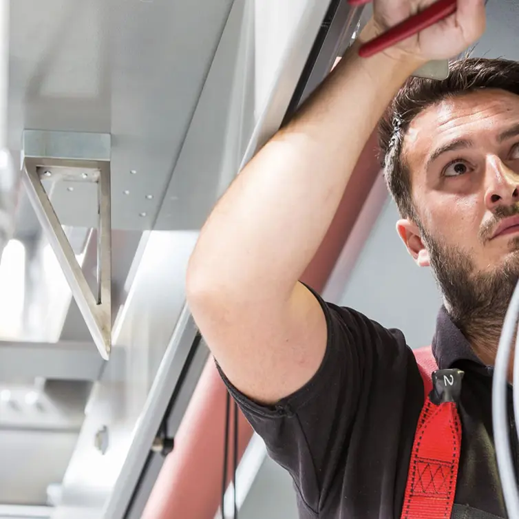 L.B. Foster electrician.