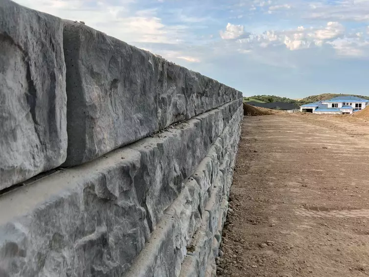 Muro Redi-Rock.