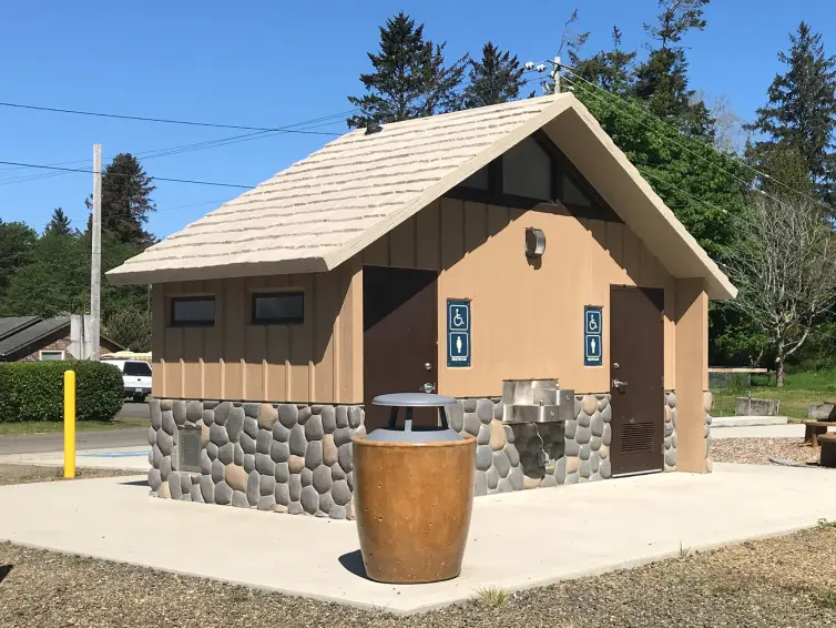 Banheiro com descarga CXT.