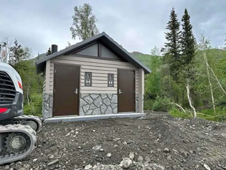 cxt-gebäude in alaska installiert.