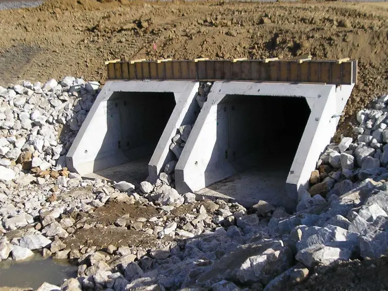 Ponceaux de boîte en béton préfabriqué CXT - Virginie-Occidentale.