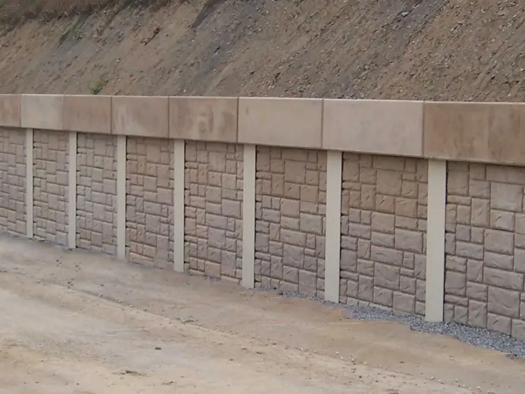 Muro de contención de hormigón prefabricado CXT Virginia Occidental.