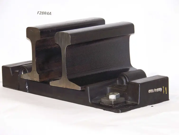 close-up de um trilho de contenção F28R4A.