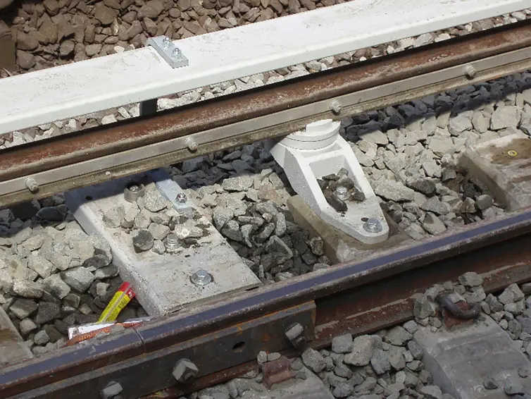 Nahaufnahme eines Eisenbahngleises.